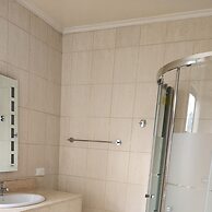 Kora Hotel Suites