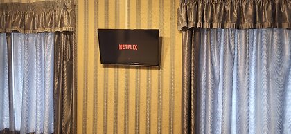 All Seasons Gatwick Guest House