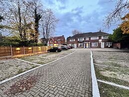 All Seasons Gatwick Guest House