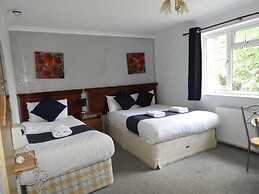 All Seasons Gatwick Guest House
