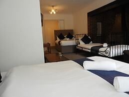 All Seasons Gatwick Guest House