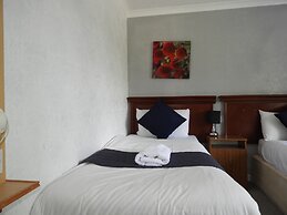 All Seasons Gatwick Guest House
