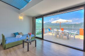 Red House Terrace Private Beach