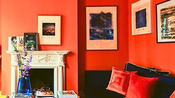 Stylish Portobello Road 2 Bedroom Easy Access