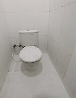 Super OYO 3838 Tamansari Guest House