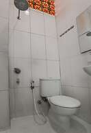 Super OYO 3838 Tamansari Guest House