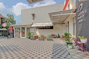 OYO Capital O 90410 Griya Amanah Jajar Syariah