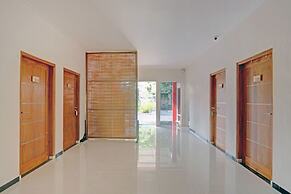 OYO Capital O 90410 Griya Amanah Jajar Syariah