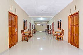 OYO 91353 Hotel Surya Andesa