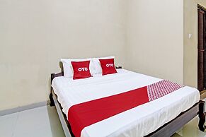 OYO 91353 Hotel Surya Andesa