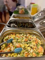 FINS DIVE AND LEISURE HOTEL