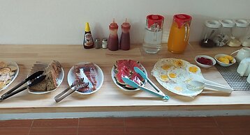 FINS DIVE AND LEISURE HOTEL