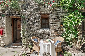 Rustico Stock With Free Wifi