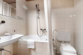 Rustico Stock With Free Wifi