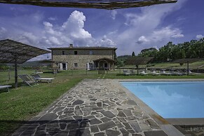 Leopolda in Selvarella pool and Wi-Fi