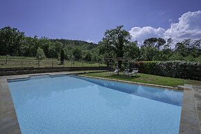 Leopolda in Selvarella pool and Wi-Fi