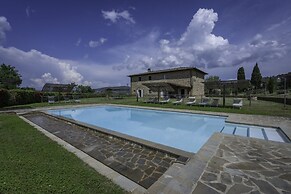 Leopolda in Selvarella pool and Wi-Fi