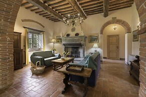 Leopolda in Selvarella pool and Wi-Fi