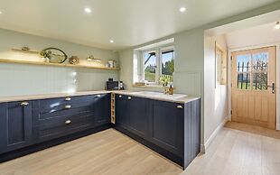 Laburnum Cottage