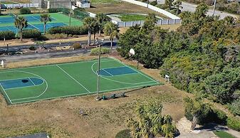 Apatb 164 2 Bedroom Condo by Redawning