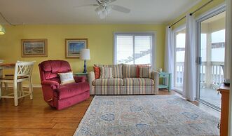 Apatb 164 2 Bedroom Condo by Redawning