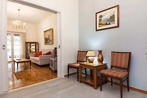 Beautiful Retro Apt in Koukaki