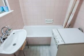 Beautiful Retro Apt in Koukaki