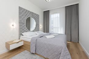 Glamour Apartment Warsaw by Renters