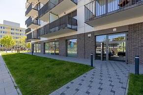 Glamour Apartment Warsaw by Renters