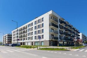 Glamour Apartment Warsaw by Renters