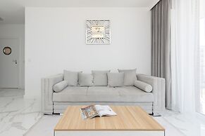 Glamour Apartment Warsaw by Renters