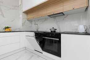 Glamour Apartment Warsaw by Renters