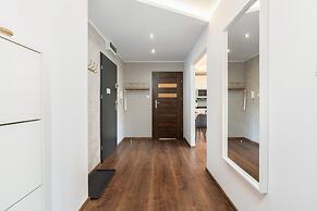 Kosinskiego With Parking by Renters