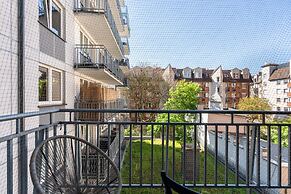 Kosinskiego With Parking by Renters