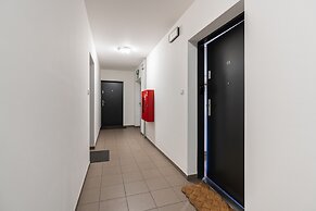 Kosinskiego With Parking by Renters