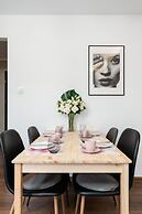 Kosinskiego With Parking by Renters