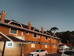 Davilas Inn