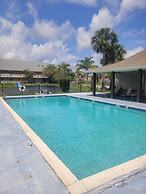 Rockledge Rooms and Rentals