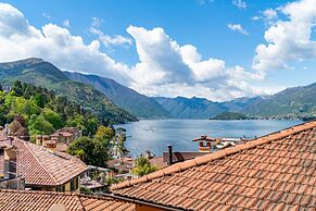 Sui Tetti di Bellagio by Wonderful Italy