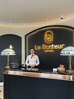 Le Bonheur Hotel