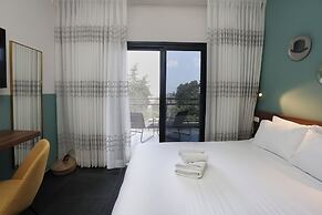 Domus Carmel Hotel