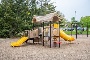 GLOBALSTAY Sunny Basement Brontë park