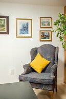 GLOBALSTAY Sunny Basement Brontë park