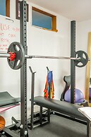 GLOBALSTAY Sunny Basement Brontë park