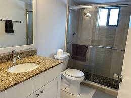 Little Habana Aparts close to Calle 8