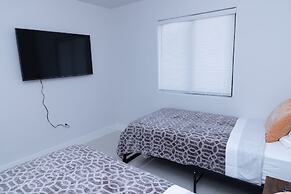 Little Habana Aparts close to Calle 8