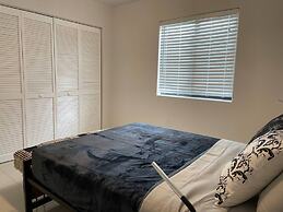 Little Habana Aparts close to Calle 8