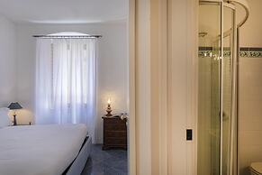 Uno Scorcio sul Mare by Wonderful Italy