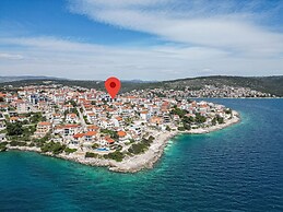 Apartment Summer Breeze Okrug Gornji