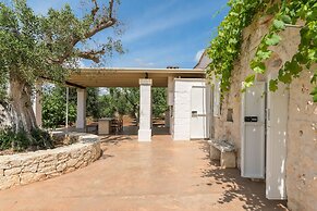 Trullo Solleone by Wonderful Italy